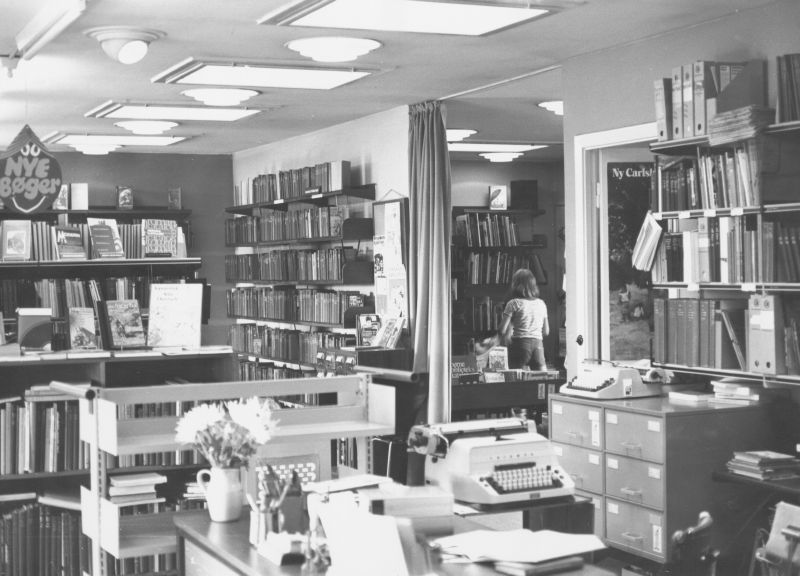 Mørkhøj Bibliotek i Torveparken 1977